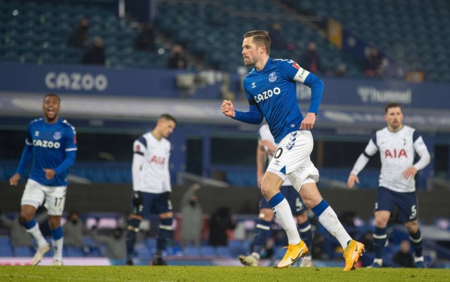 东契奇与湖 东契奇与湖